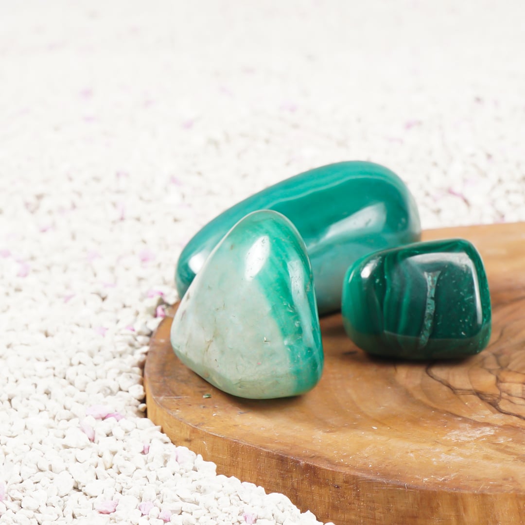 malahitb.jpg Malachite Crystal - Natural Stone - Image 1
